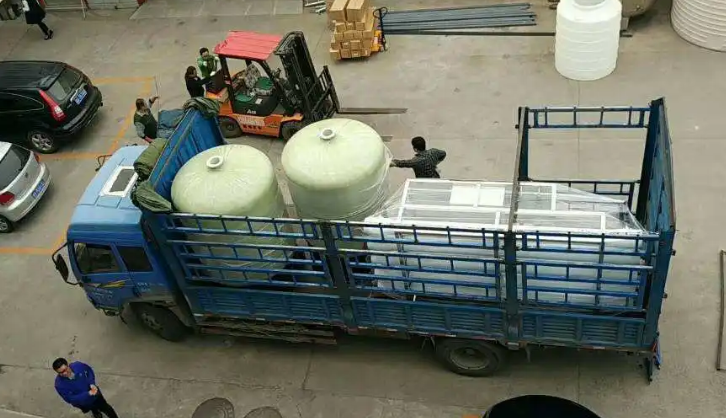 5噸反滲透水處理設備卸車